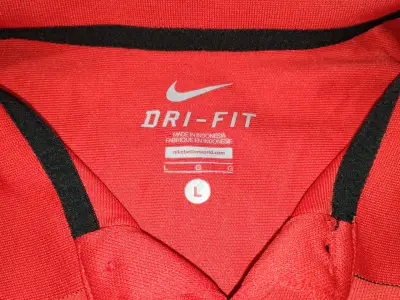 Polera Polo Roja Nike Dri-Fit Talla L - miniatura 2
