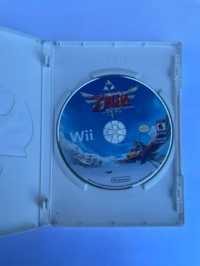 Juego The Legend of Zelda: Skyward Sword para Wii - miniatura 2