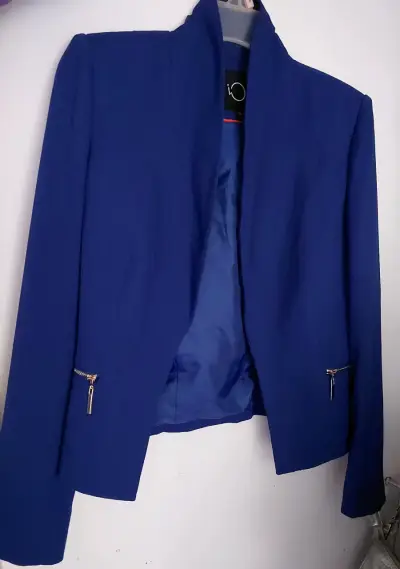 Ropa en venta - miniatura 1