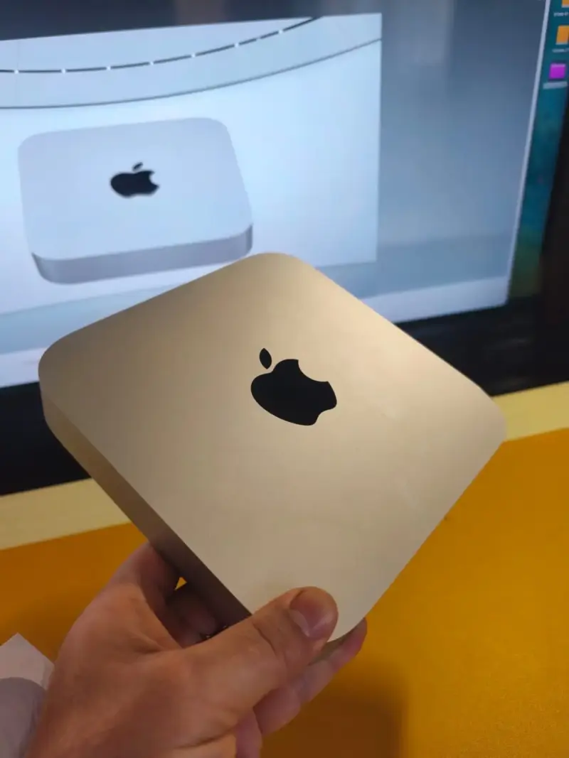 Mac Mini M1 512GB con accesorios - 5