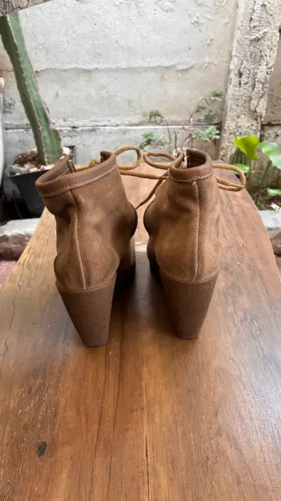 Botines de gamuza marrón con plataforma - miniatura 4
