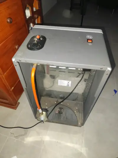 Estufa a gas Sumecheat con ruedas - miniatura 2
