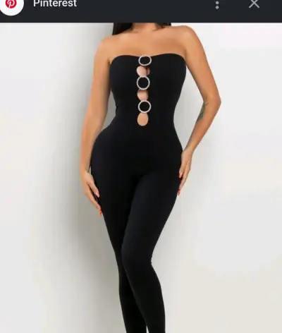 Enterito negro sin tirantes con aros decorativos - miniatura 1