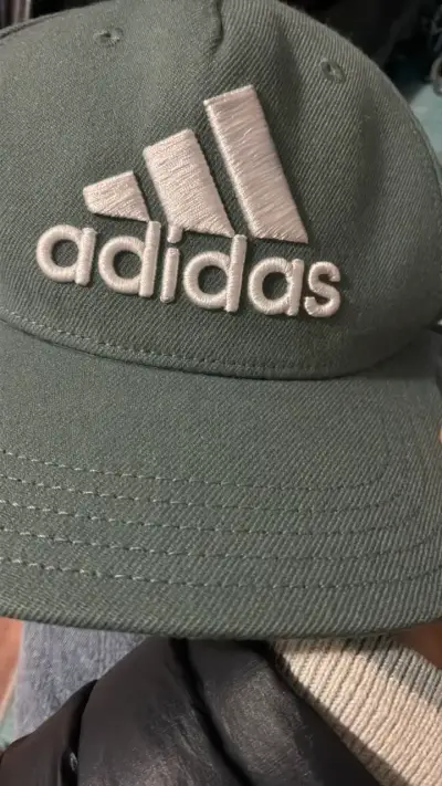 Gorra verde Adidas unisex ajustable - miniatura 6