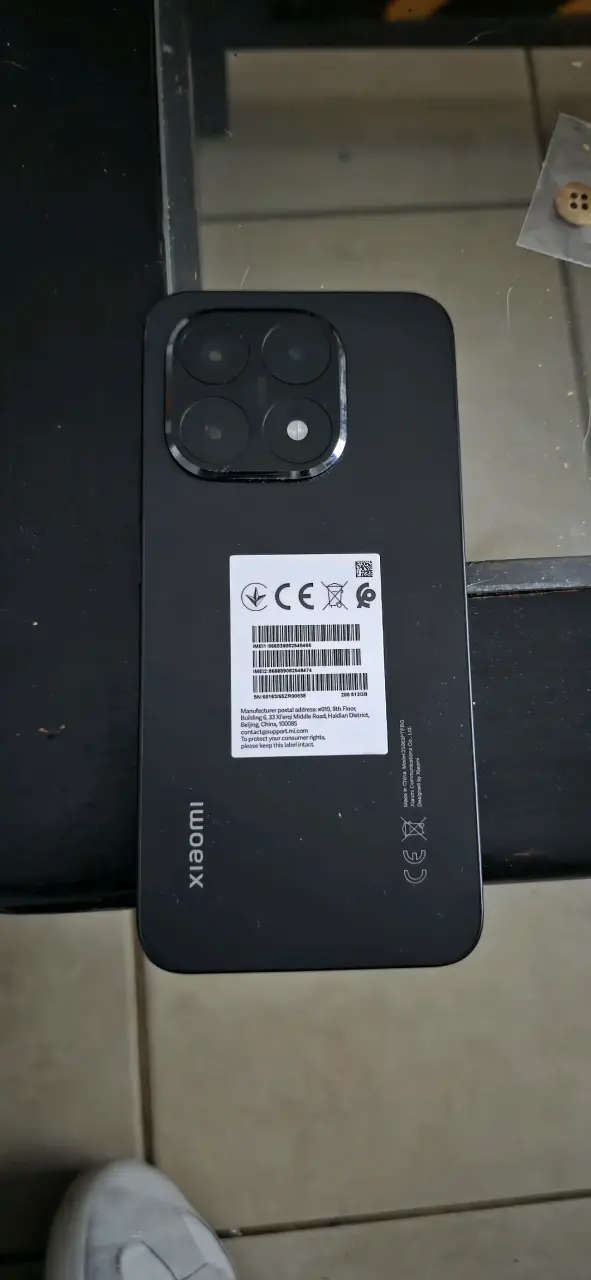 Smartphone Xiaomi 15T con triple cámara trasera - 6