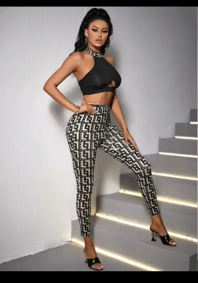 Conjunto de Top y Leggings Estampados para Mujer - miniatura 2