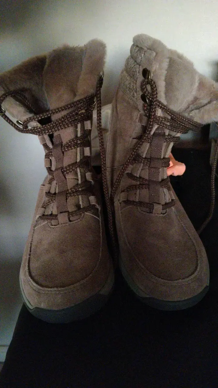Botas de invierno marrones con forro de chiporro