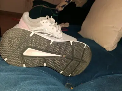 Zapatillas deportivas blancas Adidas para mujer - miniatura 3