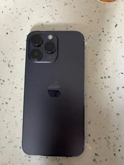iPhone 14 Pro Max en excelente estado - miniatura 2