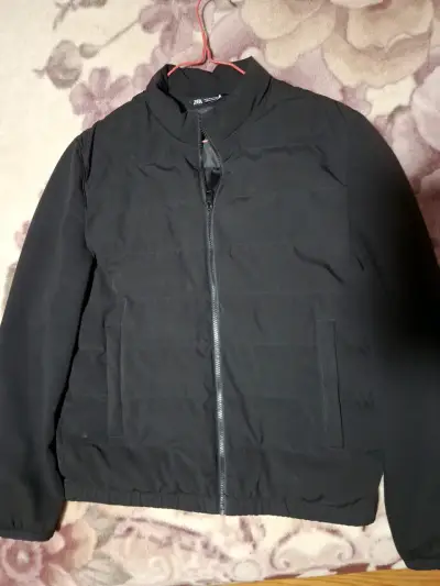 Chaqueta negra para hombre Zara talla M - miniatura 2