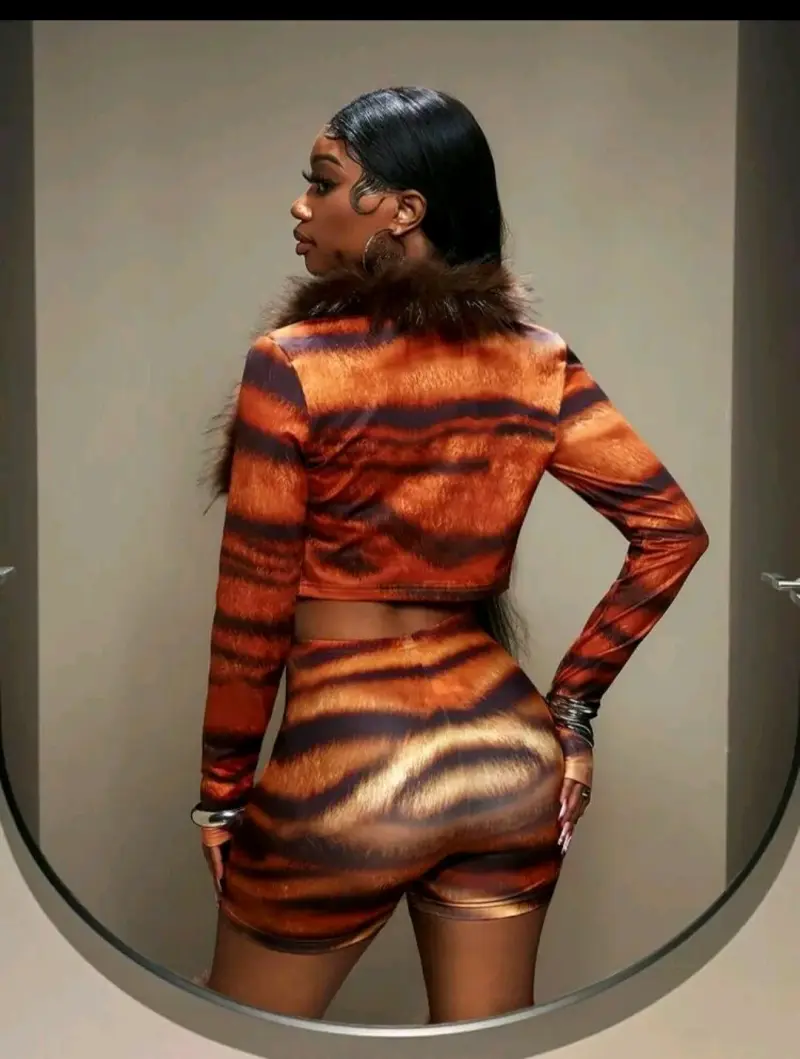 Conjunto Deportivo Mujer Estampado Tigre - 2