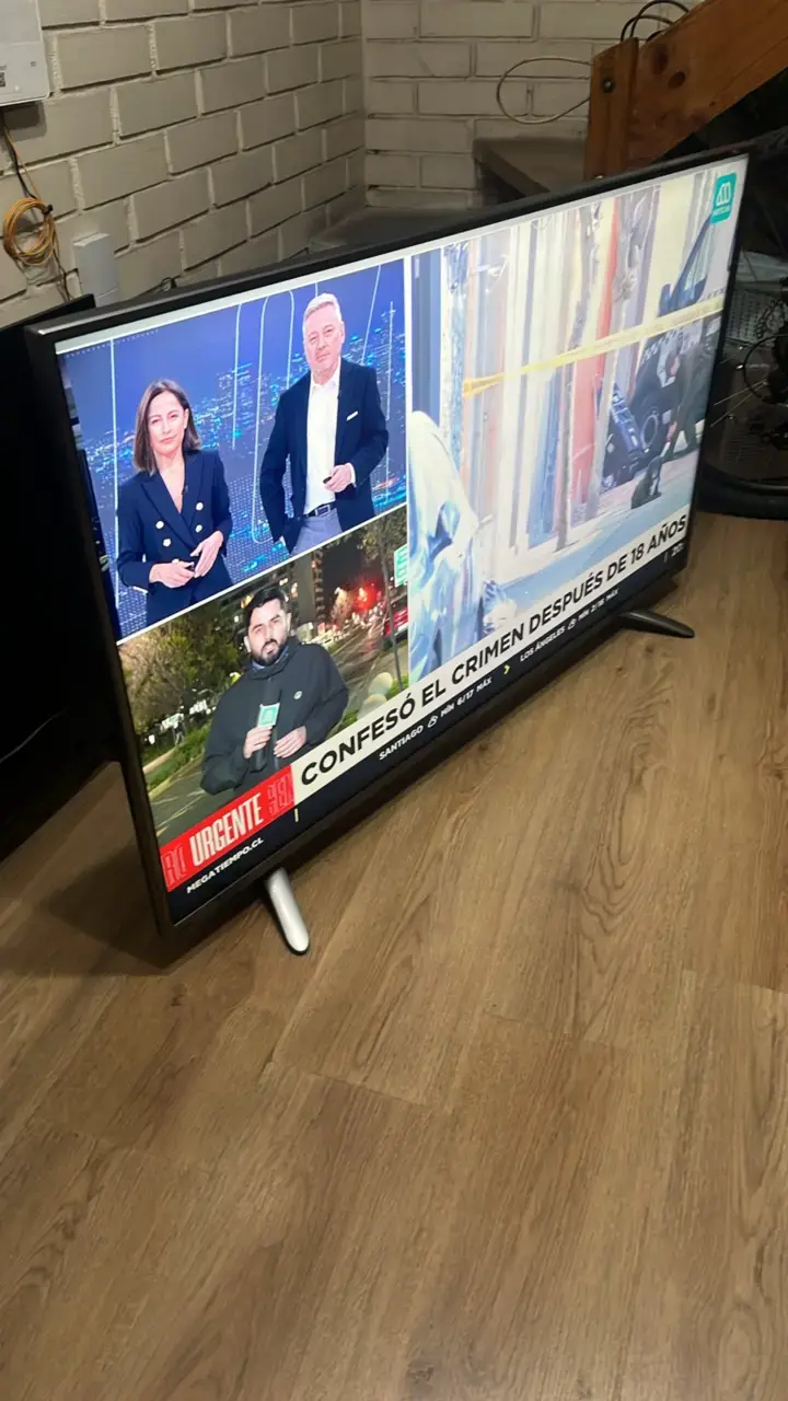 Televisor LED de 55” - 2