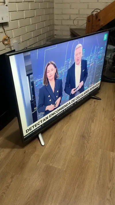 Televisor LED de 55” - miniatura 3