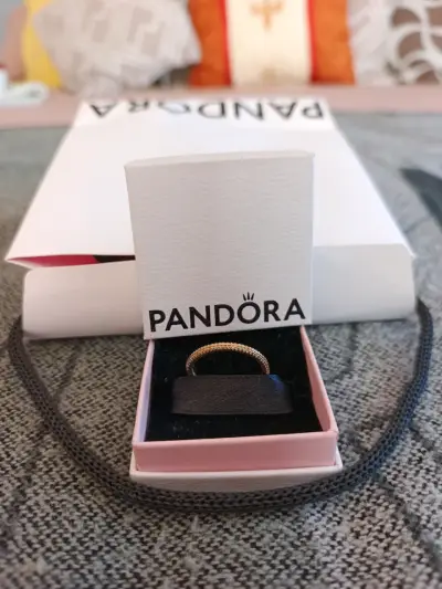 Anillo de oro Pandora - miniatura 1