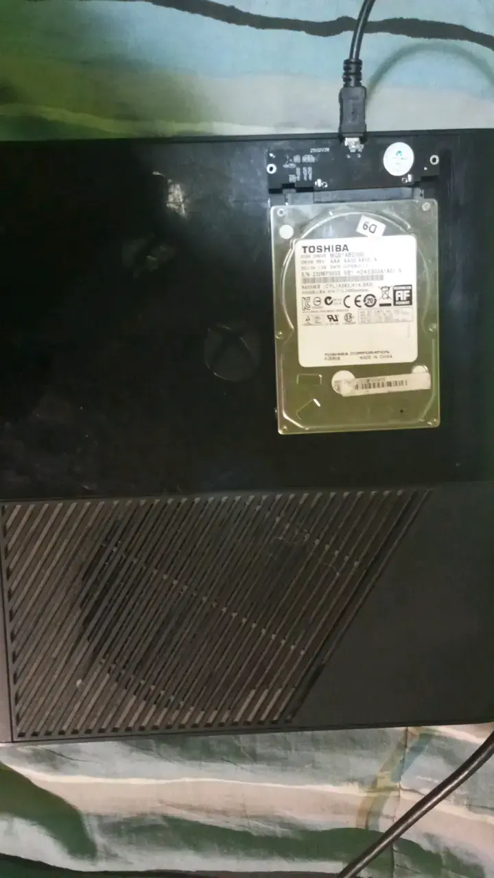 Consola Xbox 360 con dos controles - 2