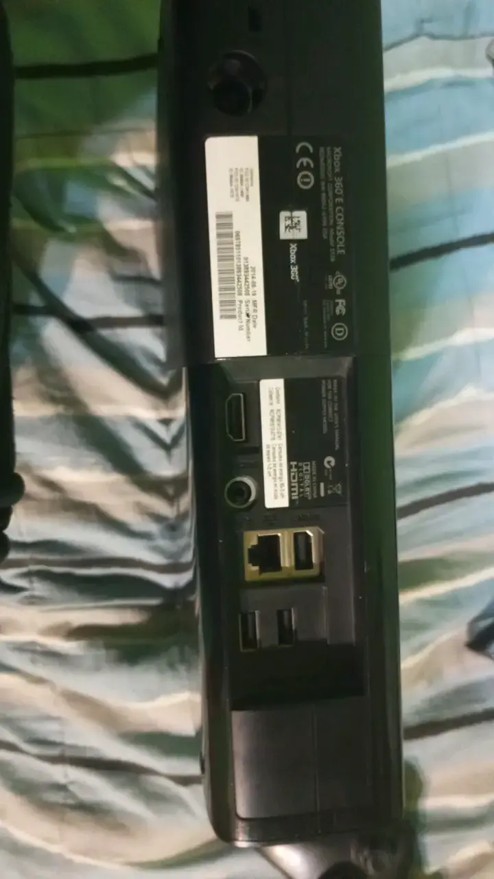 Consola Xbox 360 con dos controles - 5