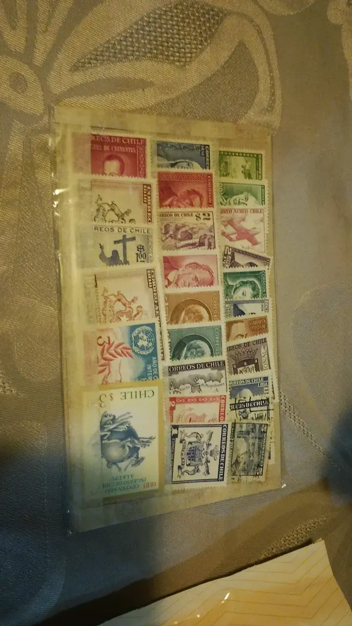 Colección de sellos postales de Chile antiguos