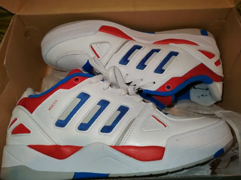 Zapatillas Adidas Midcity - 1