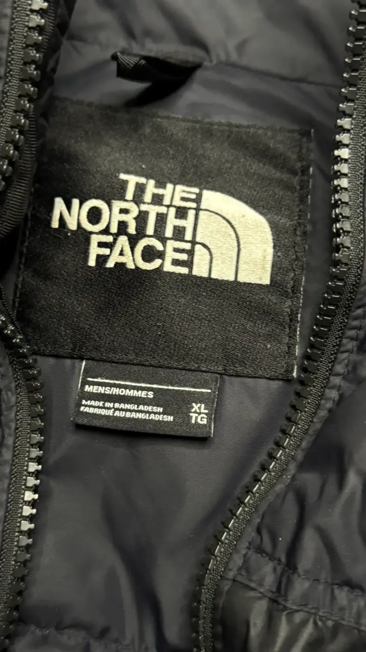 Chaqueta de plumas negra The North Face XL - 4