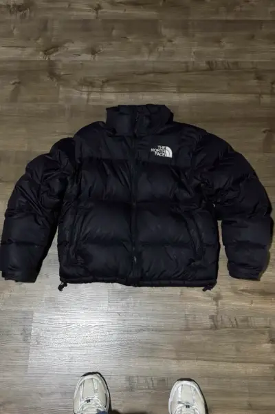 Chaqueta acolchada negra The North Face para hombre - miniatura 2