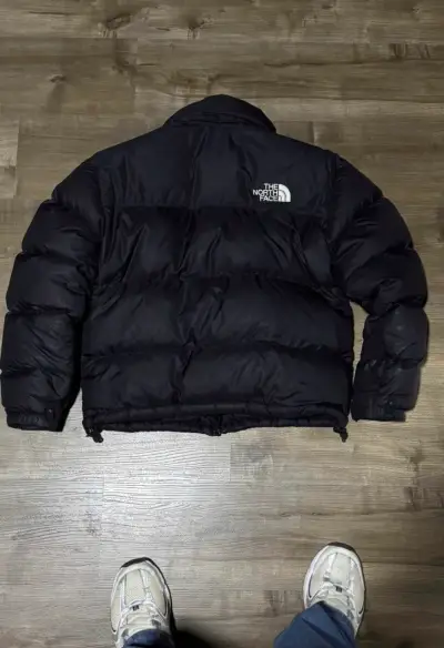 Chaqueta acolchada negra The North Face para hombre - miniatura 3