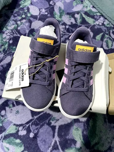 Zapatillas Adidas, talla 29.5, nuevas. - miniatura 2