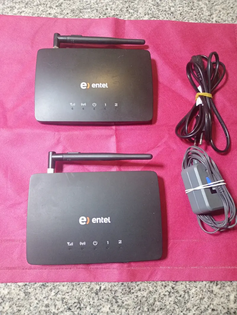 Router WiFi Entel con antena externa - 2