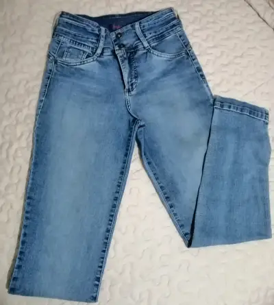Jeans de mezclilla azul para mujer Wados - miniatura 1