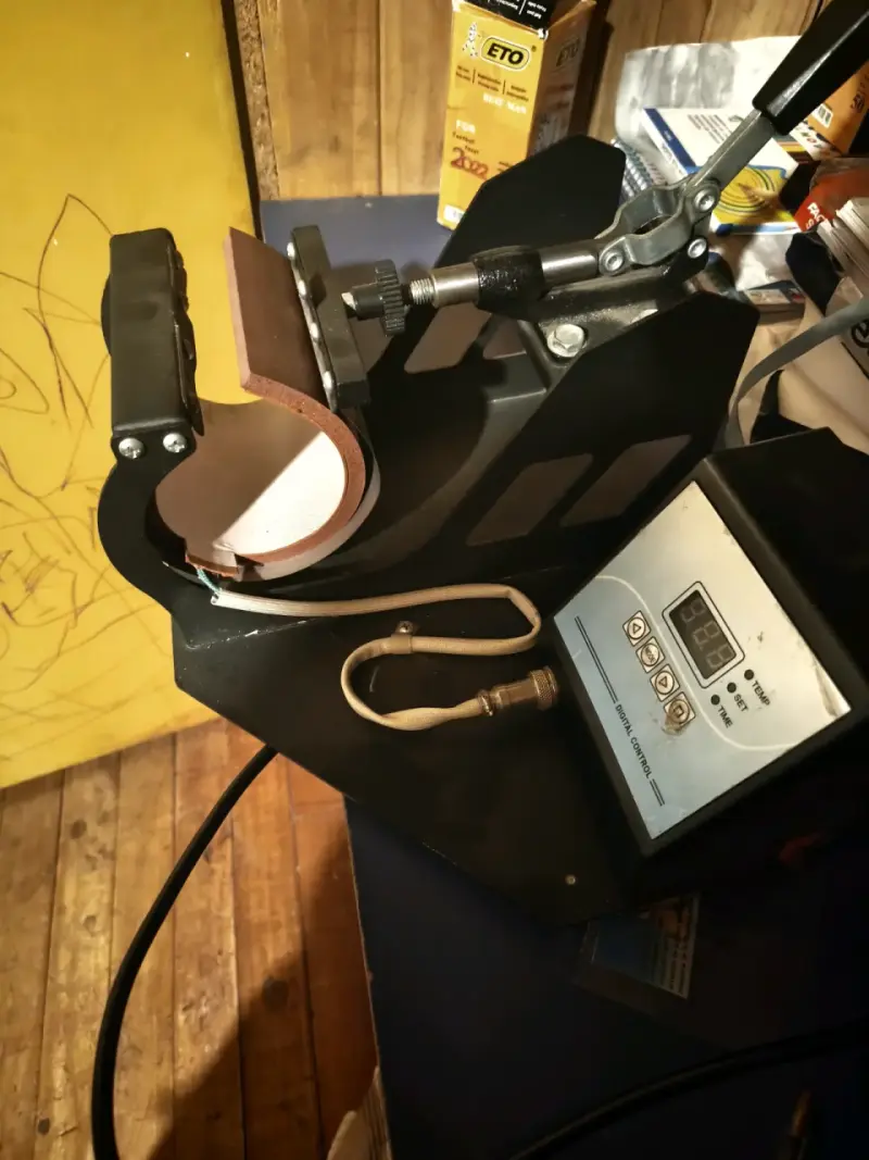 Máquina de prensado térmico para tazas