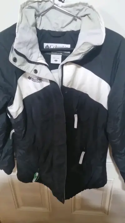 Chaqueta Columbia para Mujer Negra y Blanca - miniatura 1
