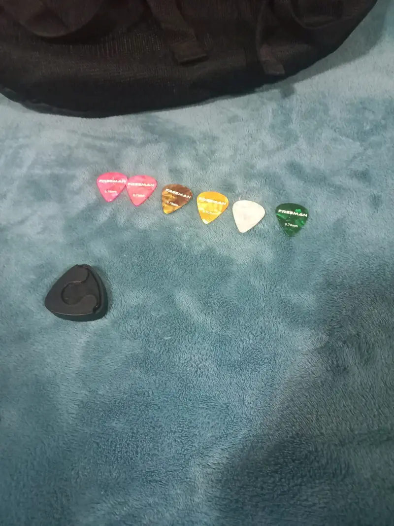 Guitarra acústica Vizcaya con funda y púas - 2