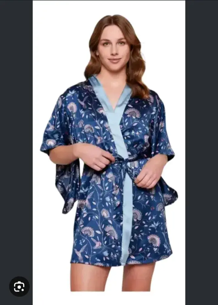 Bata de Satin Chic France