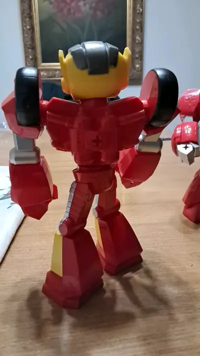Figura de acción Transformer rojo y amarillo - miniatura 2