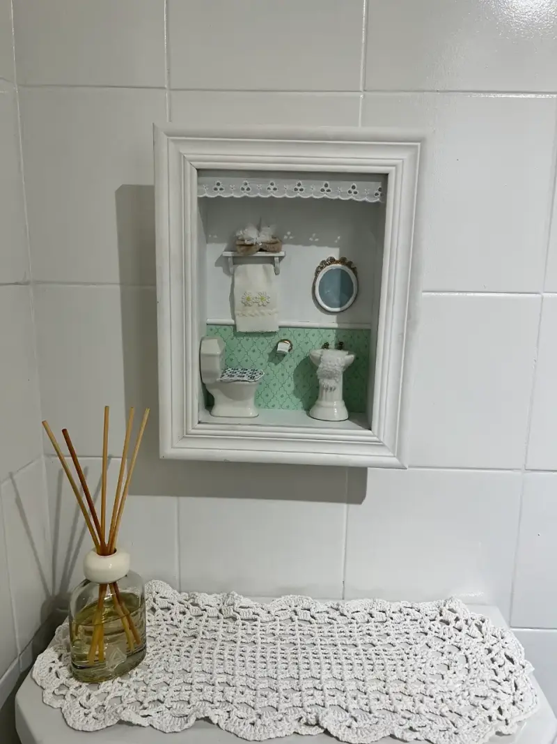 Cuadro decorativo de baño en miniatura - 2