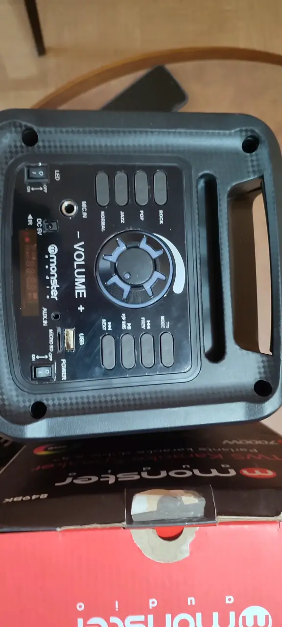 Parlante Karaoke Monster Audio TWS 7000W - 2