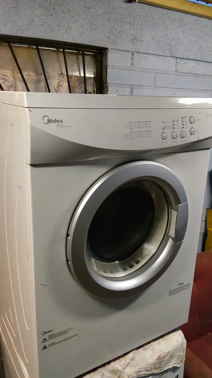 Secadora de Ropa Midea 9kg Dryplus II - 2