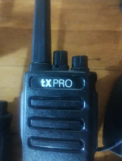 Radios  portátil txPRO en buen estado - miniatura 1