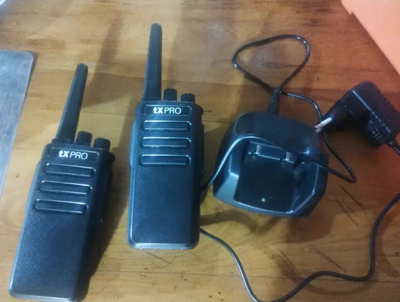 Radios portátil txPRO en buen estado - 3