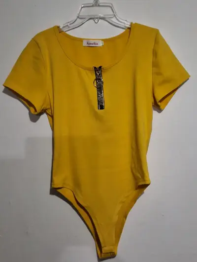 Body amarillo con cierre frontal Amelia - miniatura 1