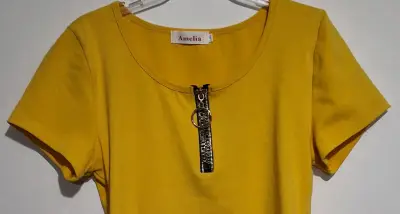 Body amarillo con cierre frontal Amelia - miniatura 3