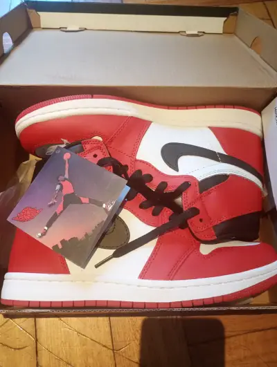 Zapatillas Nike Air Jordan 1 Chicago Talla 43 - miniatura 1