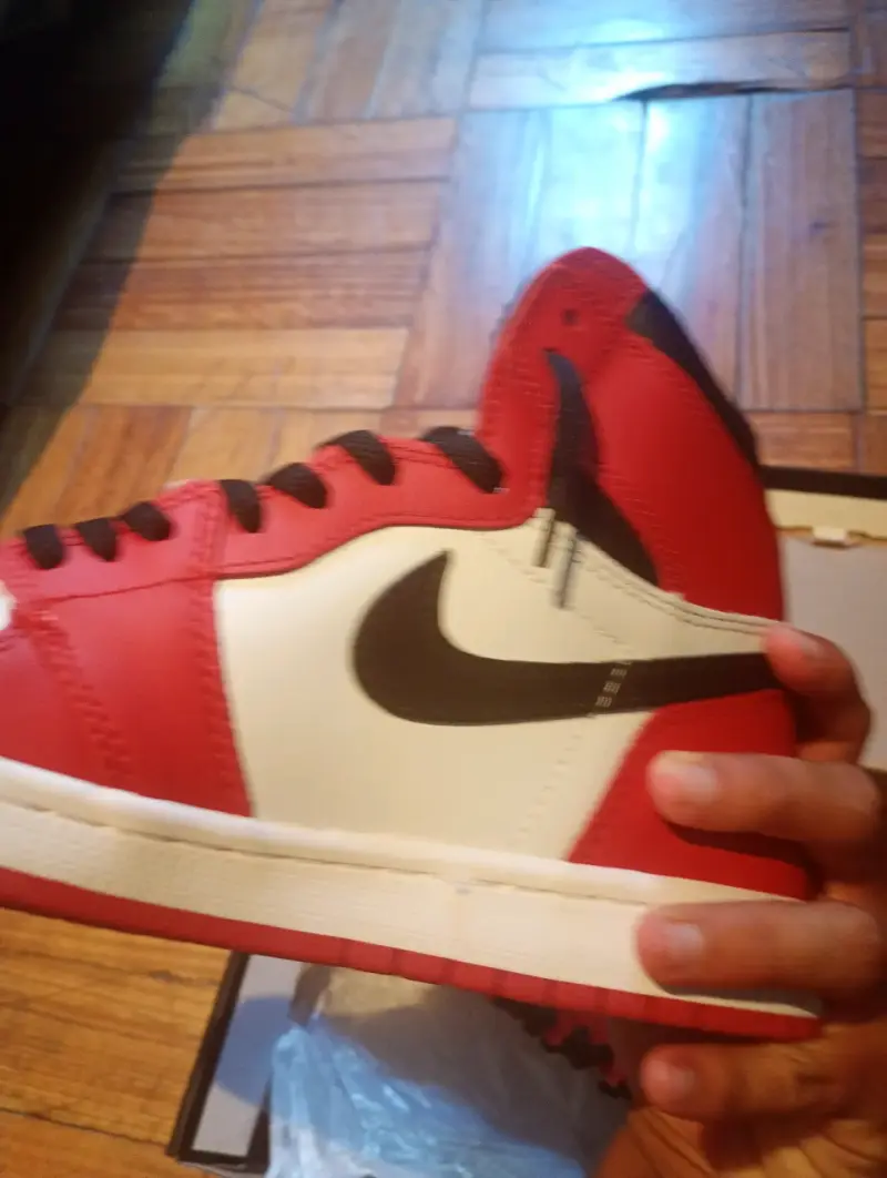 Zapatillas Nike Air Jordan 1 Chicago Talla 43 - 2