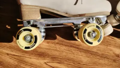 Patines de Cuatro Ruedas Blancos para Adulto - miniatura 3