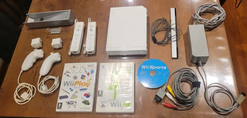 Consola Nintendo Wii con juegos y accesorios - 2