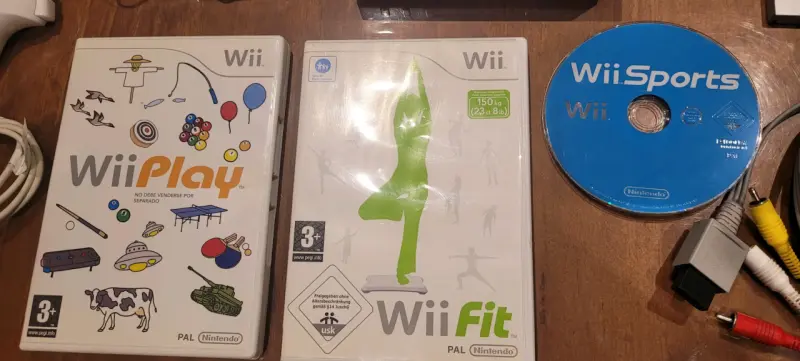 Consola Nintendo Wii con juegos y accesorios - 4