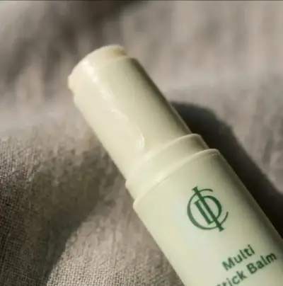 Bálsamo Multi Stick para Cuidado Facial - miniatura 3