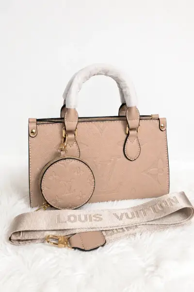 Bolso Louis Vuitton beige con monedero - miniatura 1