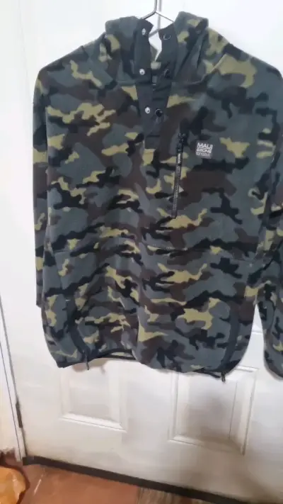 Polerón camuflado con capucha Maui & Sons - miniatura 2