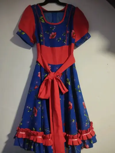 Vestido folclórico de huasa - miniatura 1