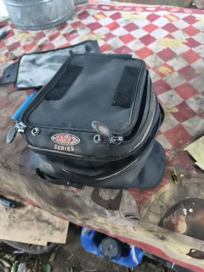 Bolso para moto Cortech Series negro - miniatura 1